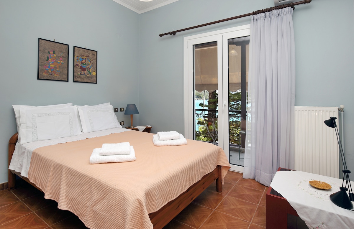 Спална соба 1