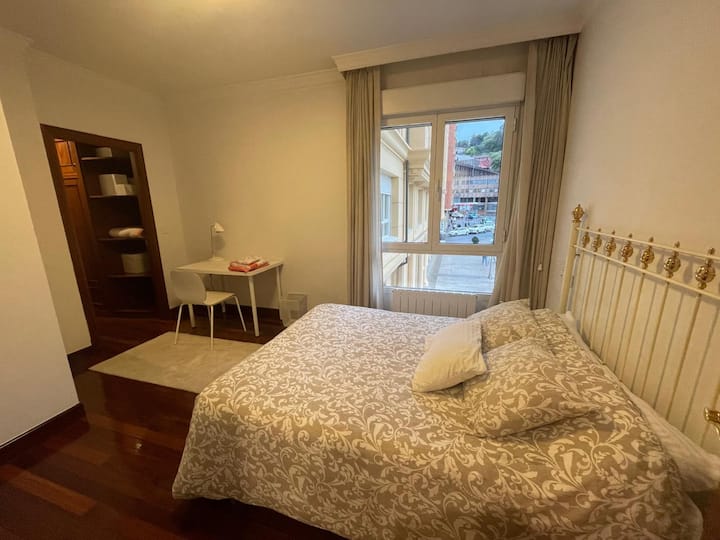 Chumba cha kwanza cha kulala