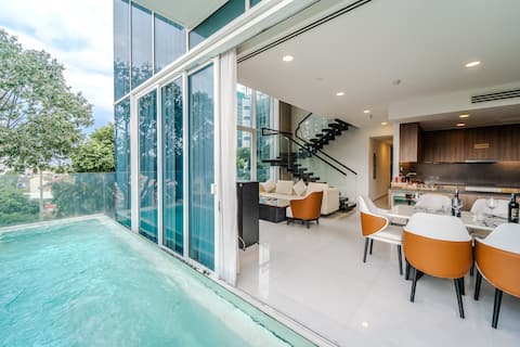 Luxury 4BR Villa | Lunar New Year · Free Pickup