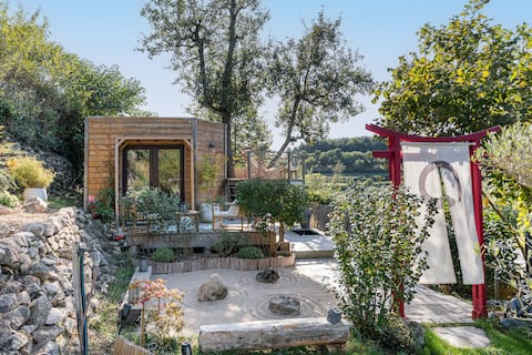 Japanese Ryokan, exceptional view, spa option