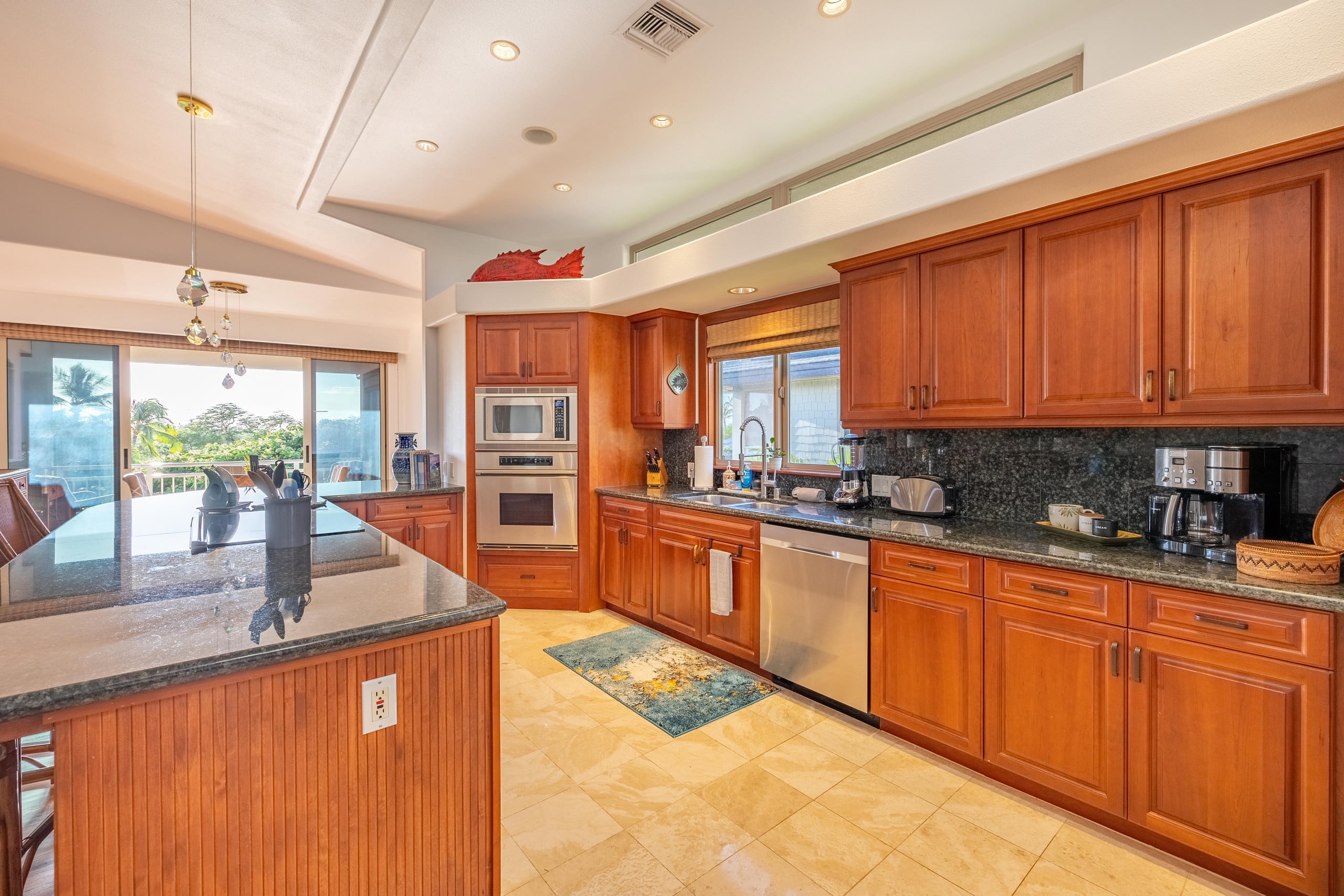 Home in Waimea · ★4.98 · 3 bedrooms · 4 beds · 3.5 baths - Image 12