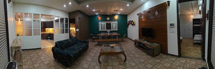 Beautifully Designed 1+1 Bedroom Mini Farm House - Delhi