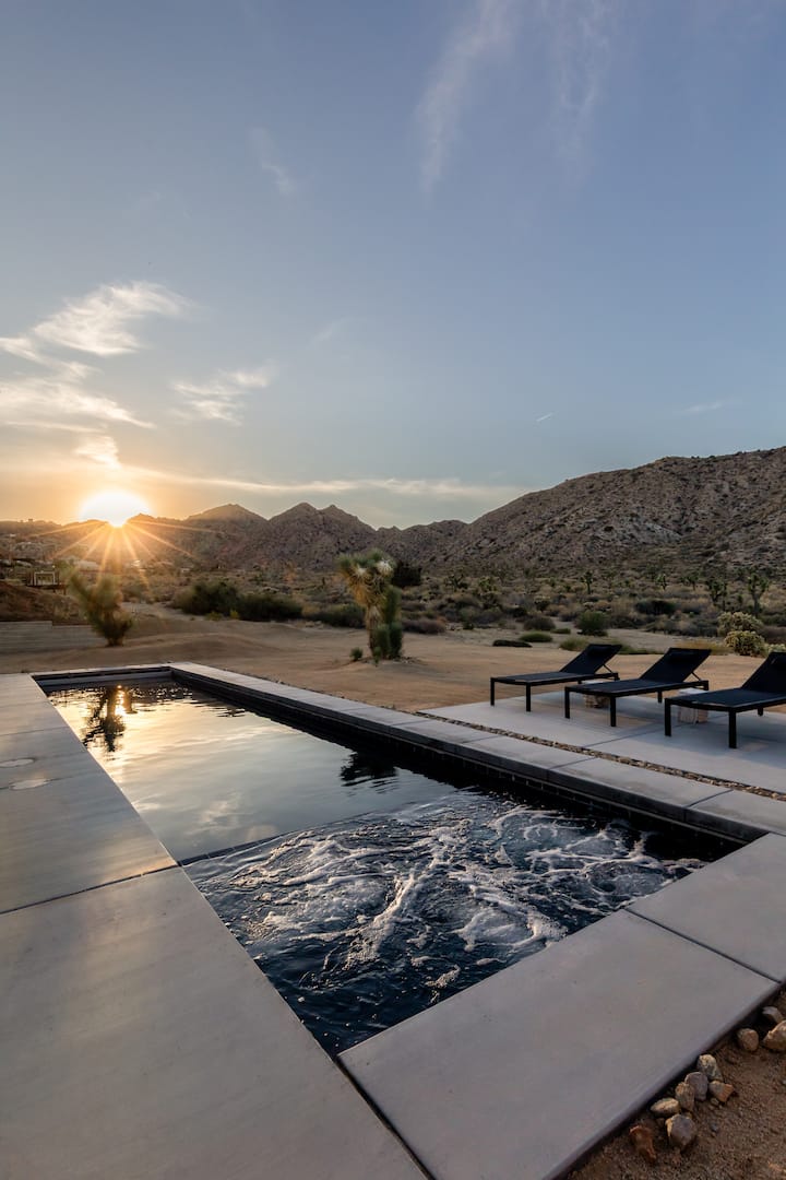 Luxury Oasis | Pool, Hot Tub, Fire Pit, Views