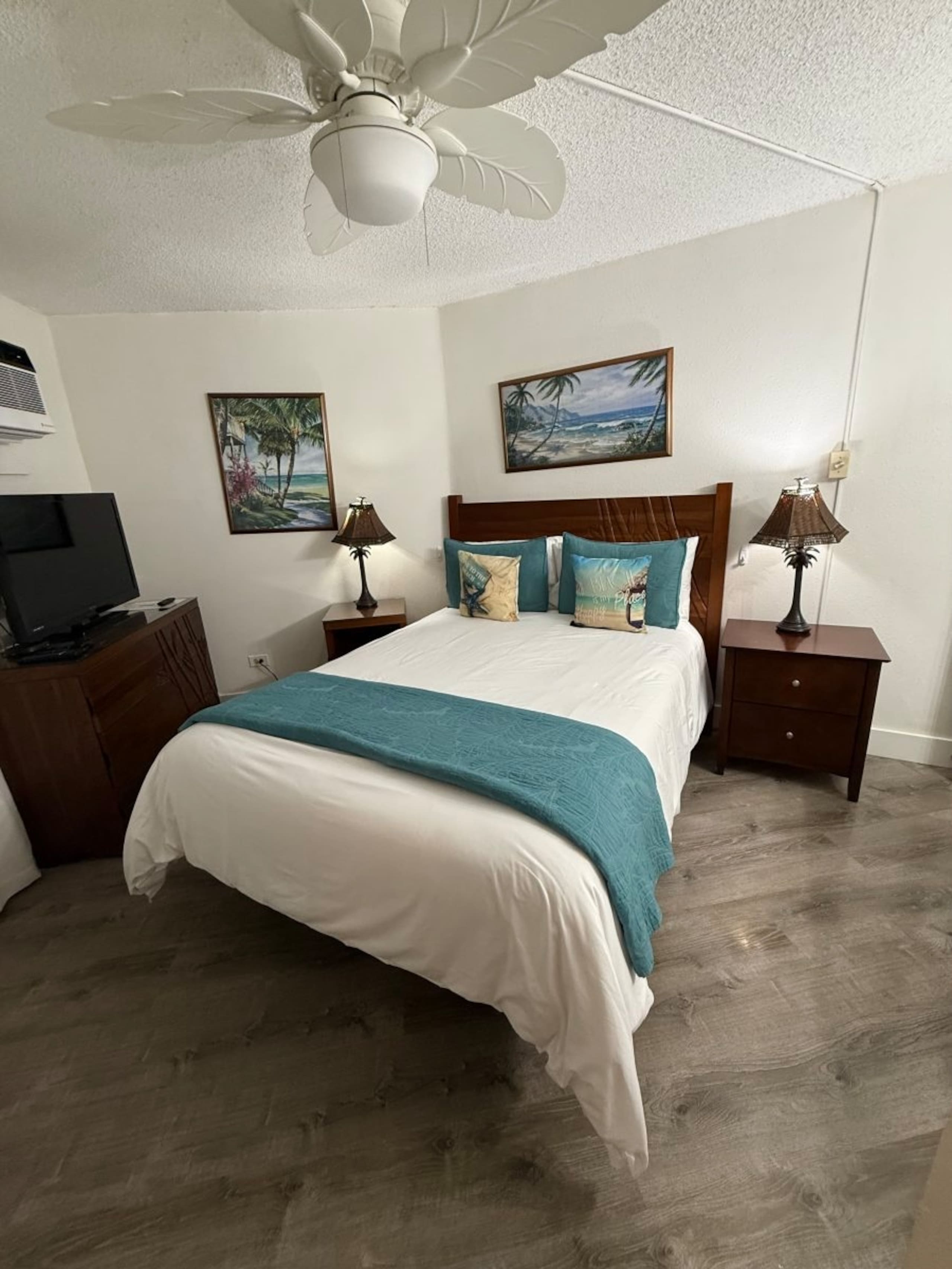Condo in Kihei · ★4.94 · 1 bedroom · 3 beds · 2 private baths - Image 20
