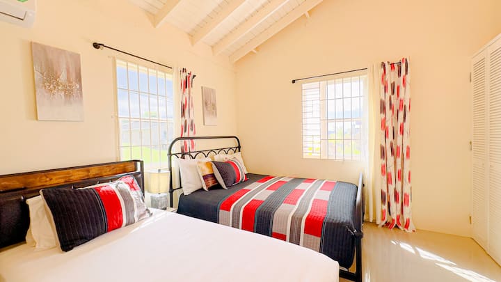 Whether you’re wrapping up a long day of sightseeing or unwinding after a series of meetings, these rooms promise rejuvenation and peace.