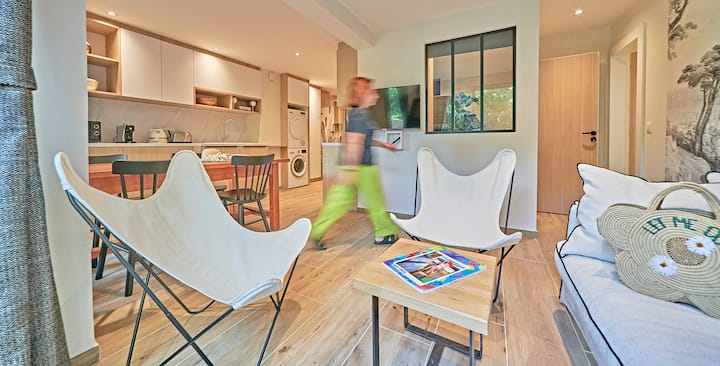 Central-parking-piscine-4 Personnes-let Me Do - Saint-Tropez