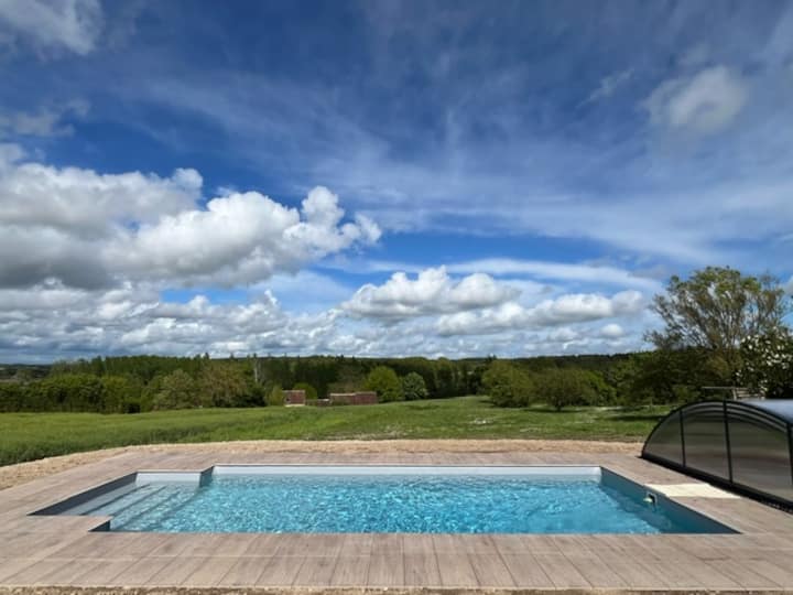 Piscine Privée, Brasero, Wifi, Basket, 14p - France