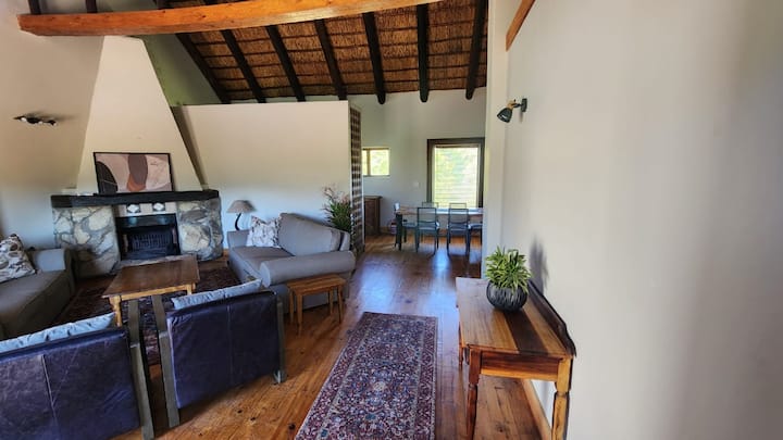 Still Waters House - Mountain Pastures Game Lodge - Uniondale