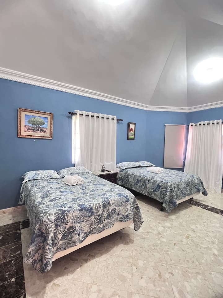 Habitacion con aire full, wifi y baño privado