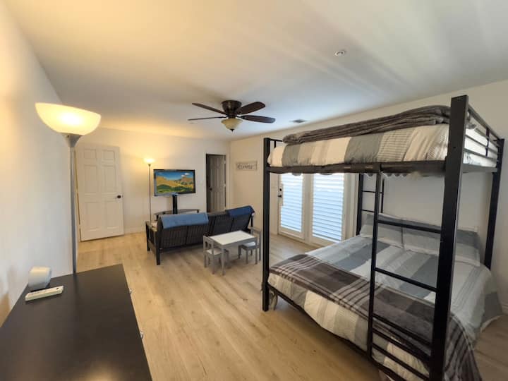 غرفة النوم الرابعة