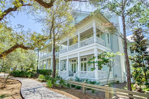 WaterColor LUX! Pool, Spa, FirePit, LSV, & Bikes!