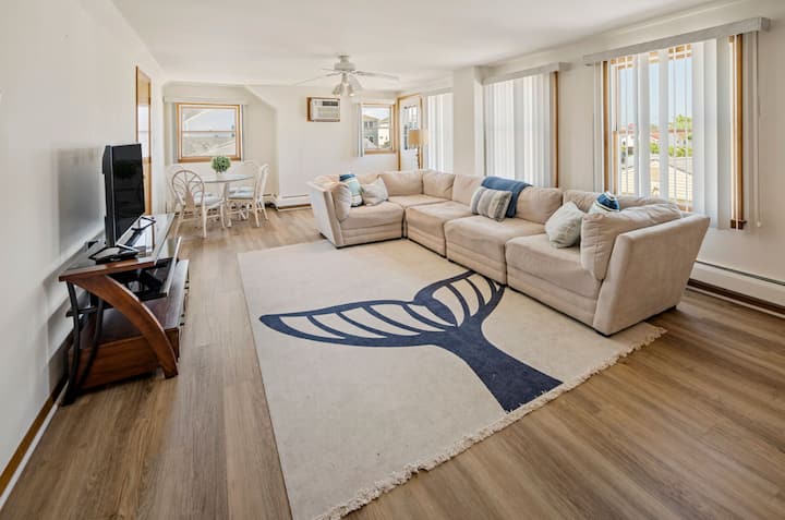 Perfect Lbi House In Ship Bottom Walk Everywhere - Surf City