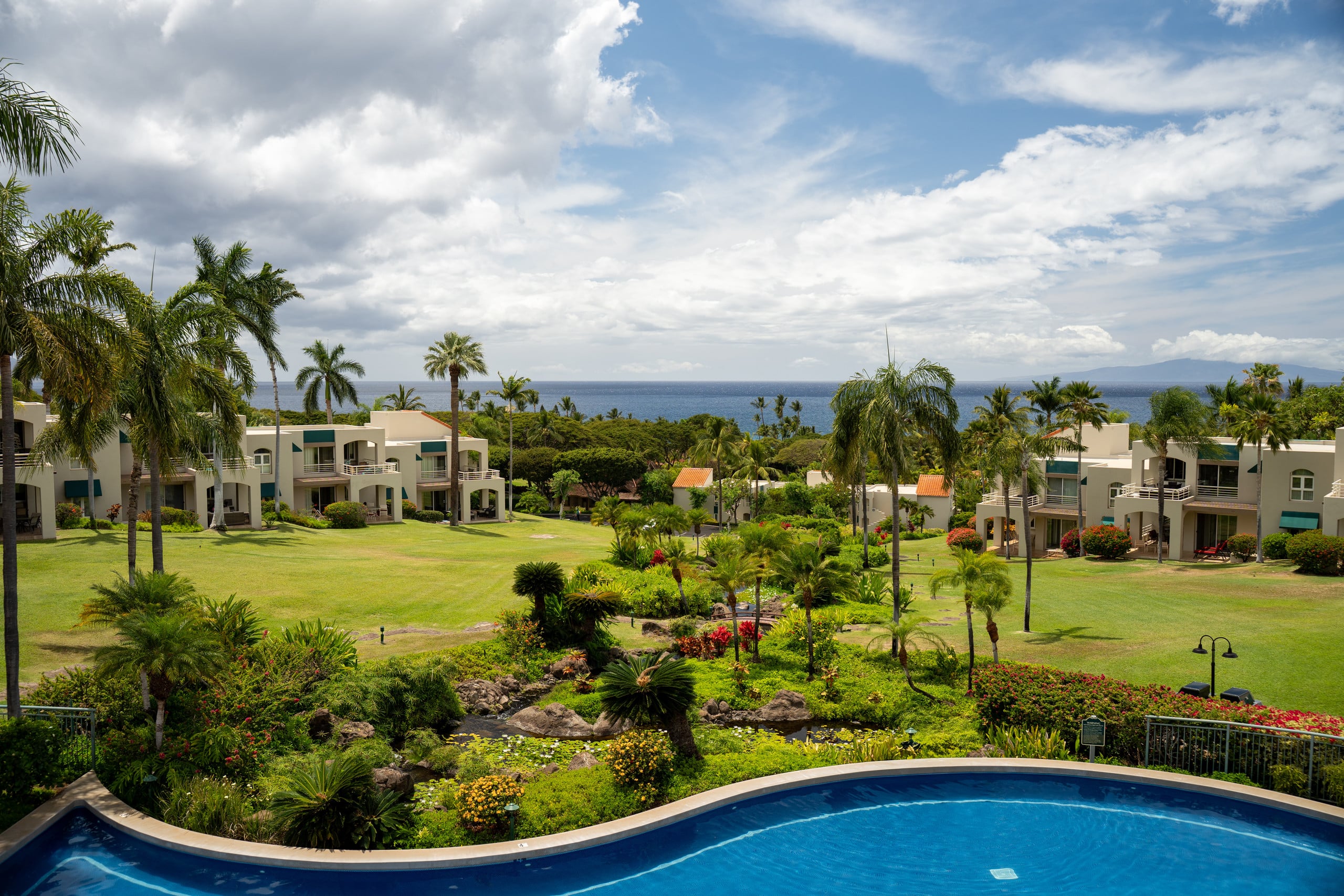 Condo in Kihei · ★4.94 · 1 bedroom · 2 beds · 2 baths - Image 45