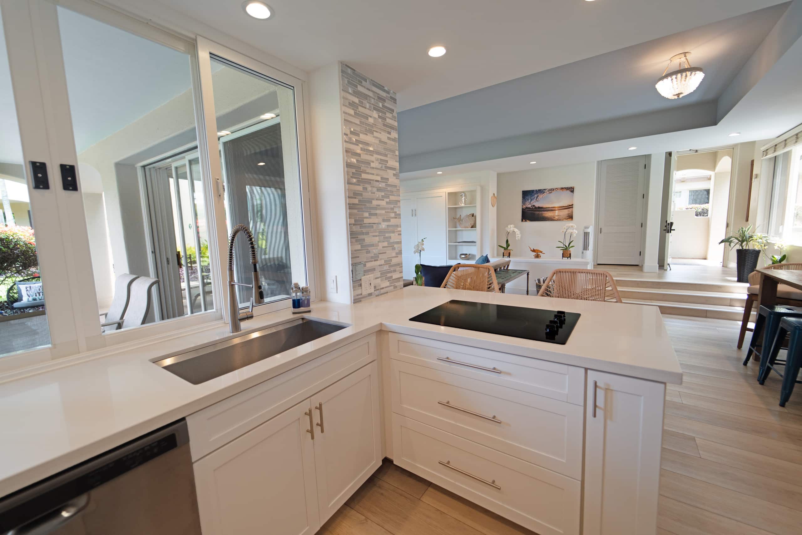 Condo in Kihei · ★4.94 · 1 bedroom · 2 beds · 2 baths - Image 14