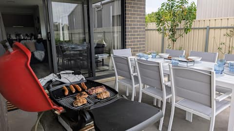 Relaxing 4BR Coastal Escape Near North Beach