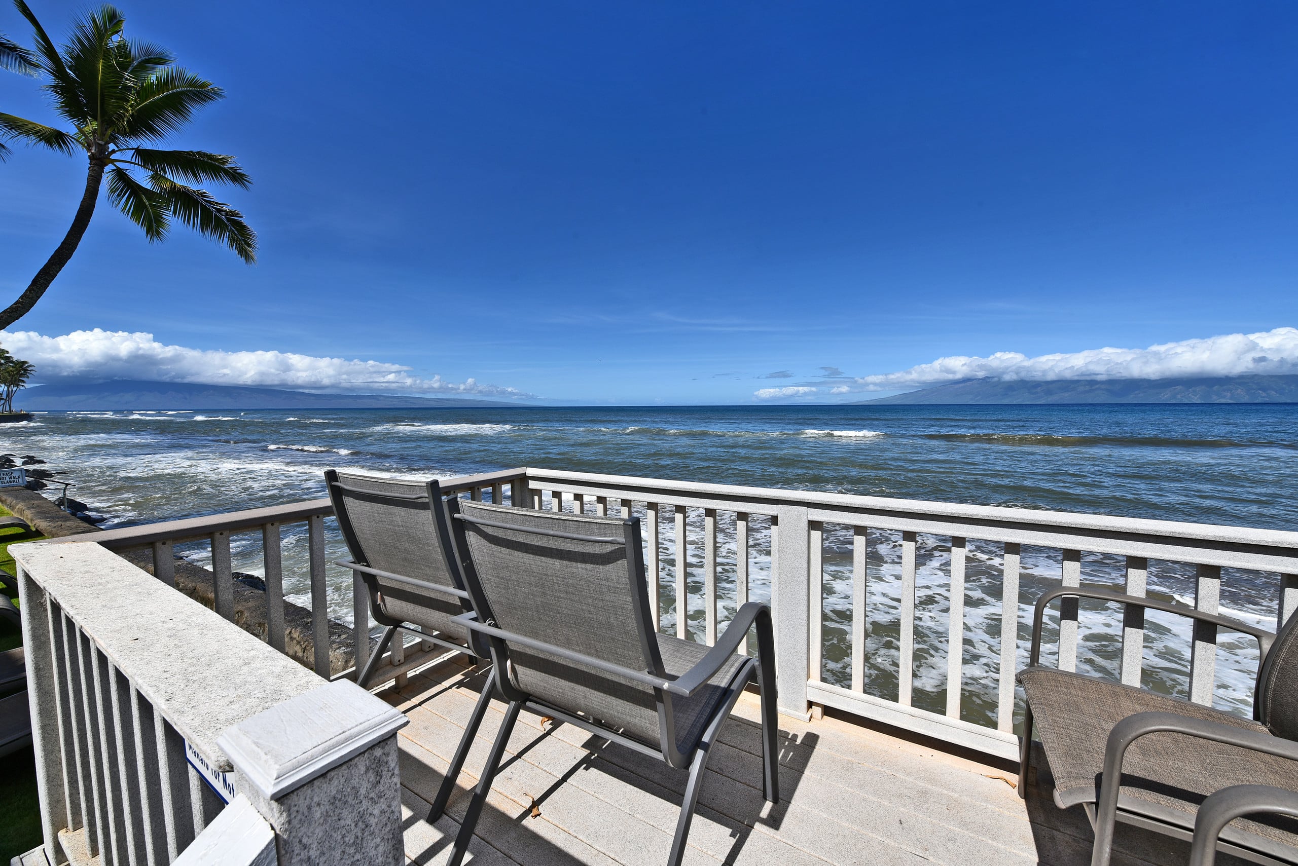 Condo in Lahaina · ★4.73 · 1 bedroom · 2 beds · 1 private bath - Image 32