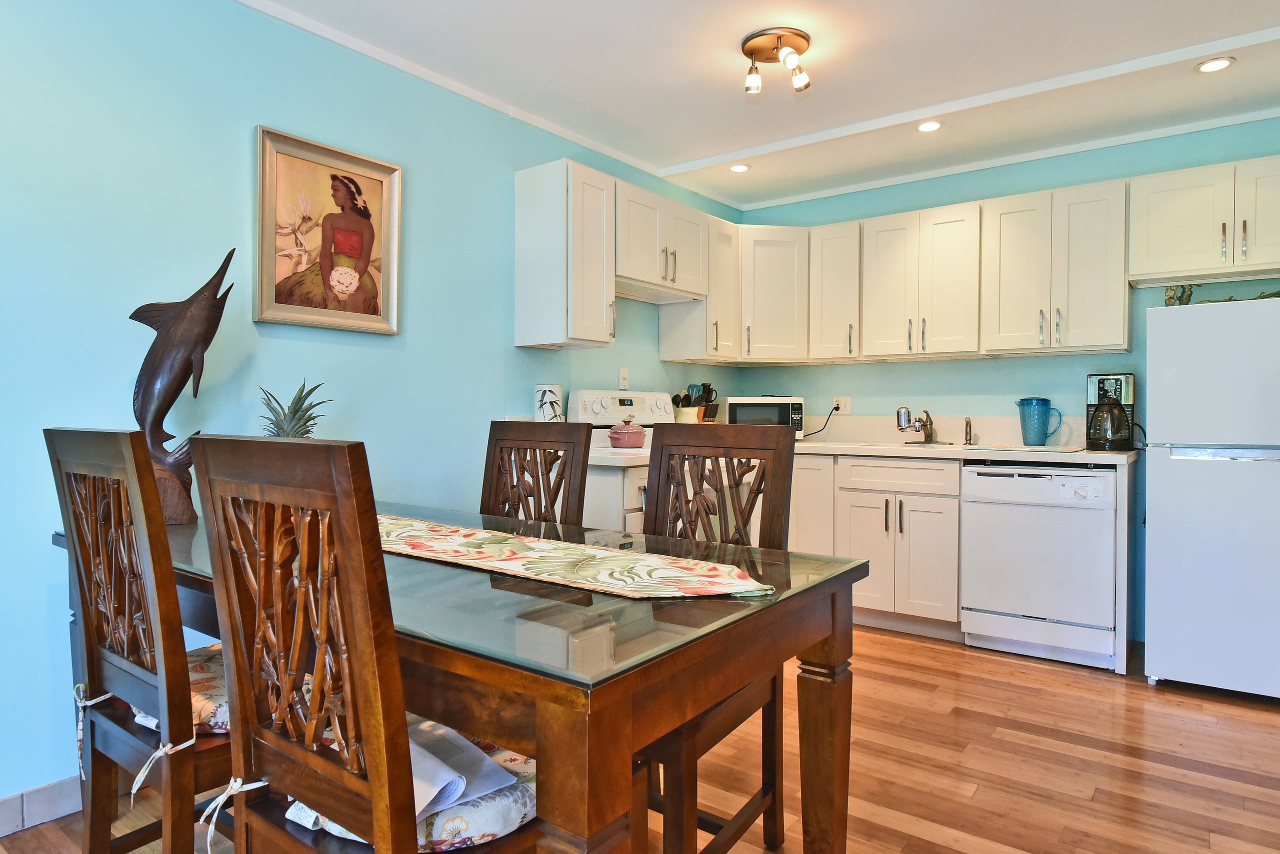 Condo in Lahaina · ★4.73 · 1 bedroom · 2 beds · 1 private bath - Image 18
