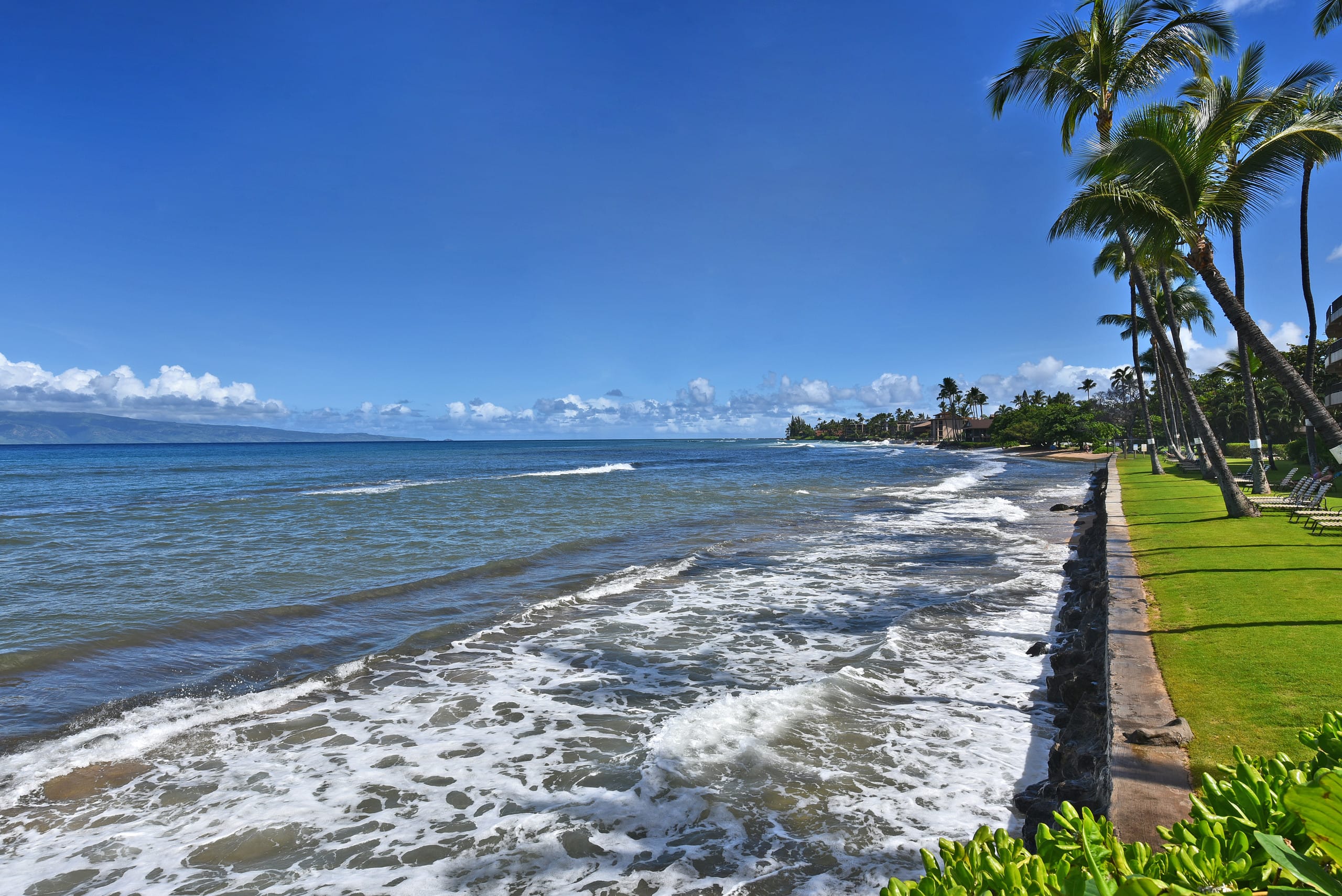 Condo in Lahaina · ★4.73 · 1 bedroom · 2 beds · 1 private bath - Image 38