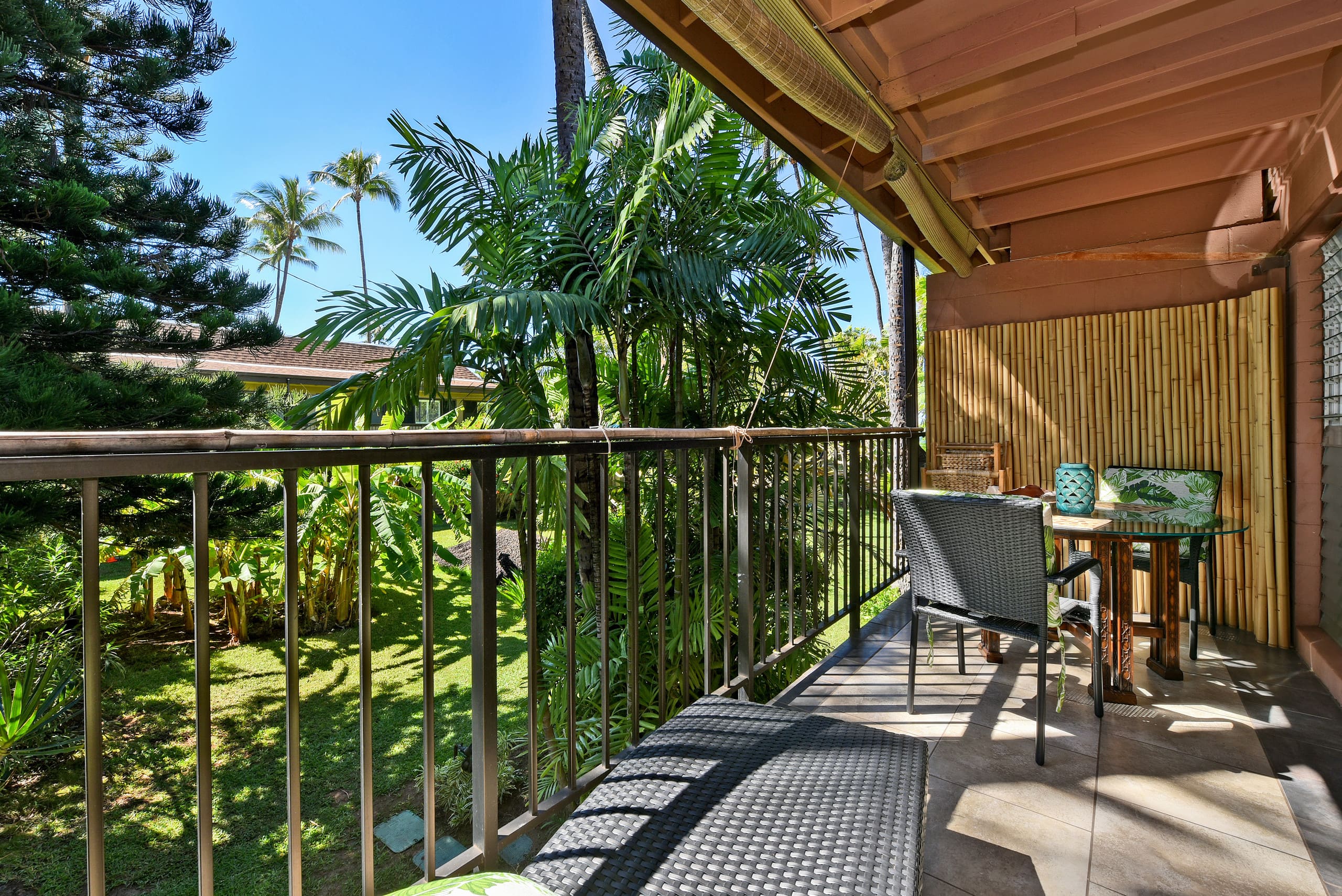 Condo in Lahaina · ★4.73 · 1 bedroom · 2 beds · 1 private bath - Image 30