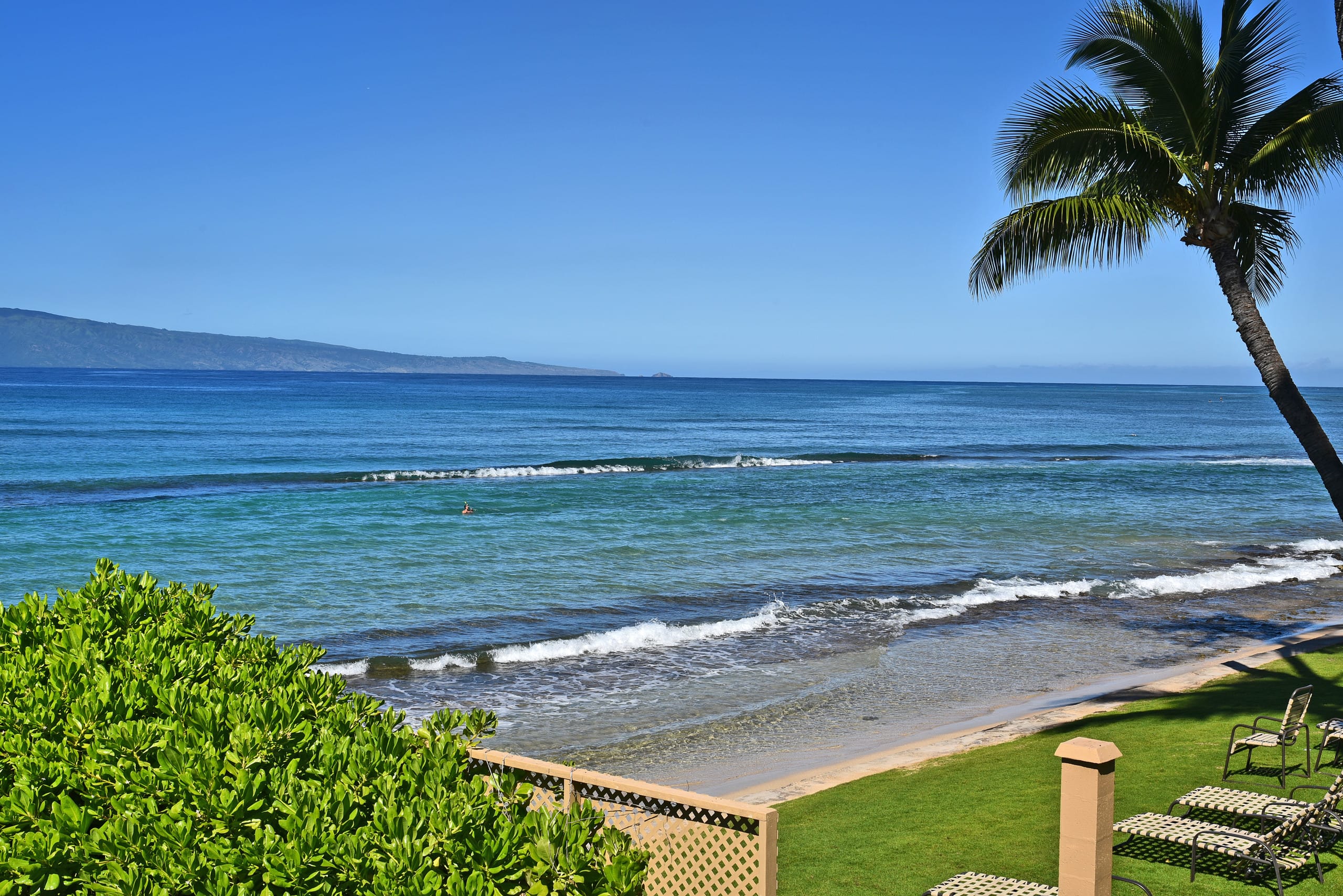 Condo in Lahaina · ★4.73 · 1 bedroom · 2 beds · 1 private bath - Image 46