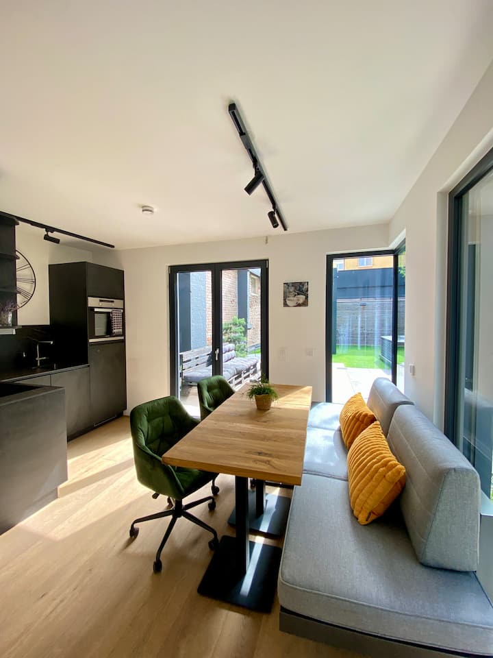 Luxury-townhouse With Terrace - Neuried