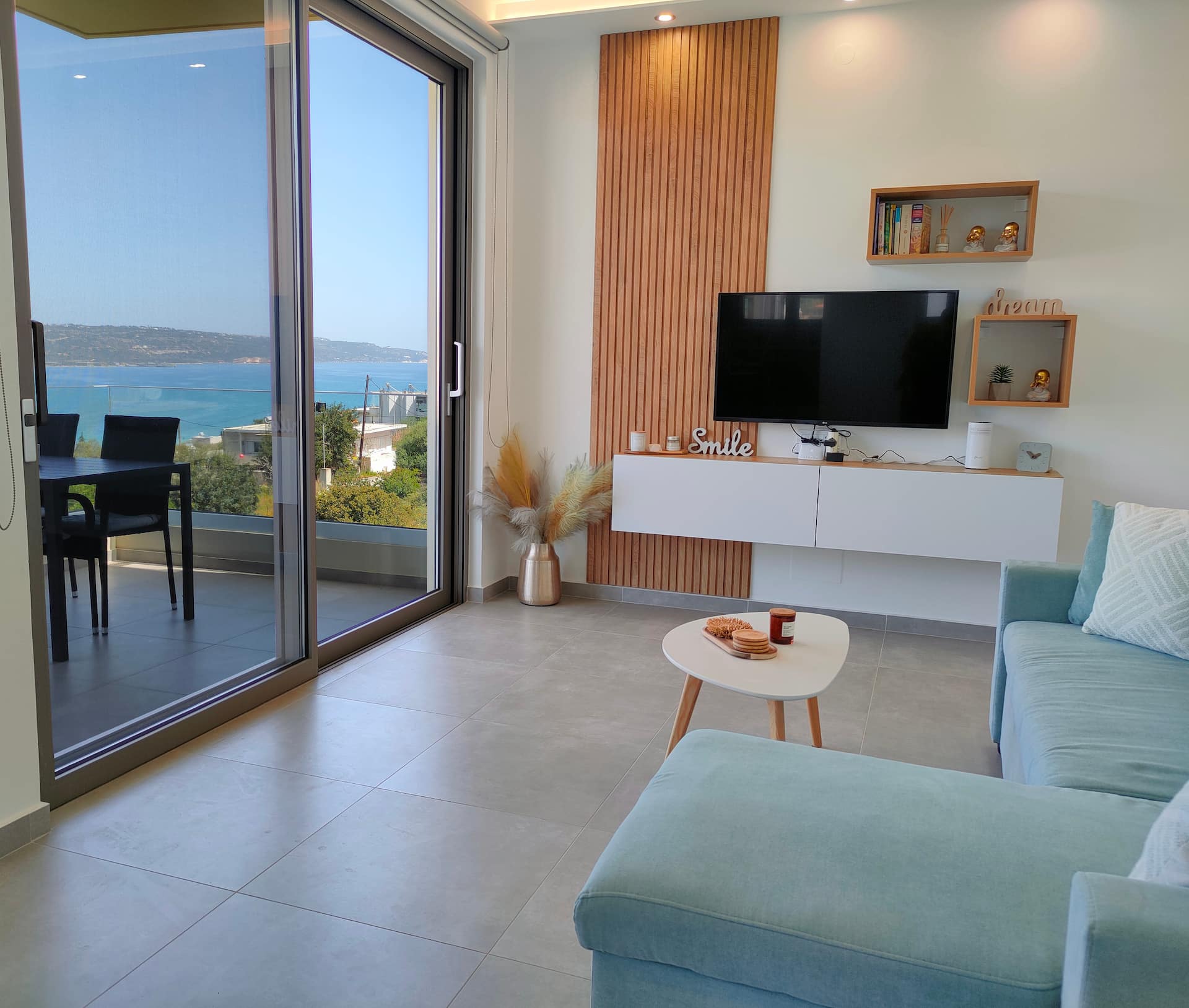 Cozy & modern apartment with stunning view