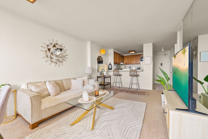 Boho Oceanfront Suite - Kailua, HI