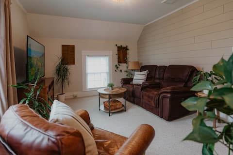 Lovely 2nd floor Apartment