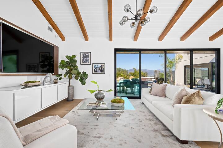 Hollywood Hills Celeb POOL/VIEW/GYM/i-Smart Estate gallery image 3