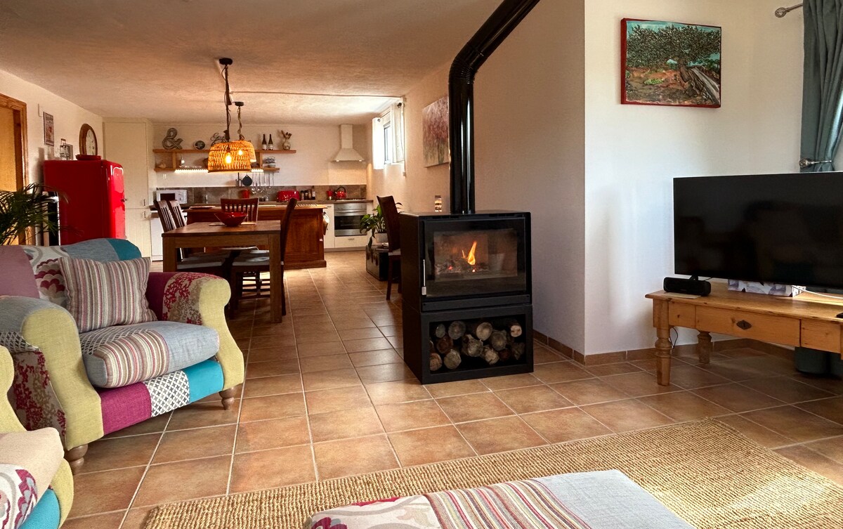 Two bedroom luxury apartment (twin beds option) 3