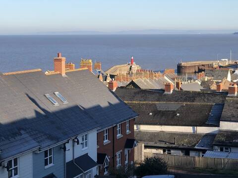 Lorna Doone, modern coastal townhouse in Watchet
