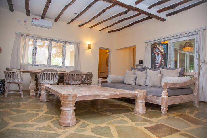 Forentum Luxury Home managed Airbnb listing 1