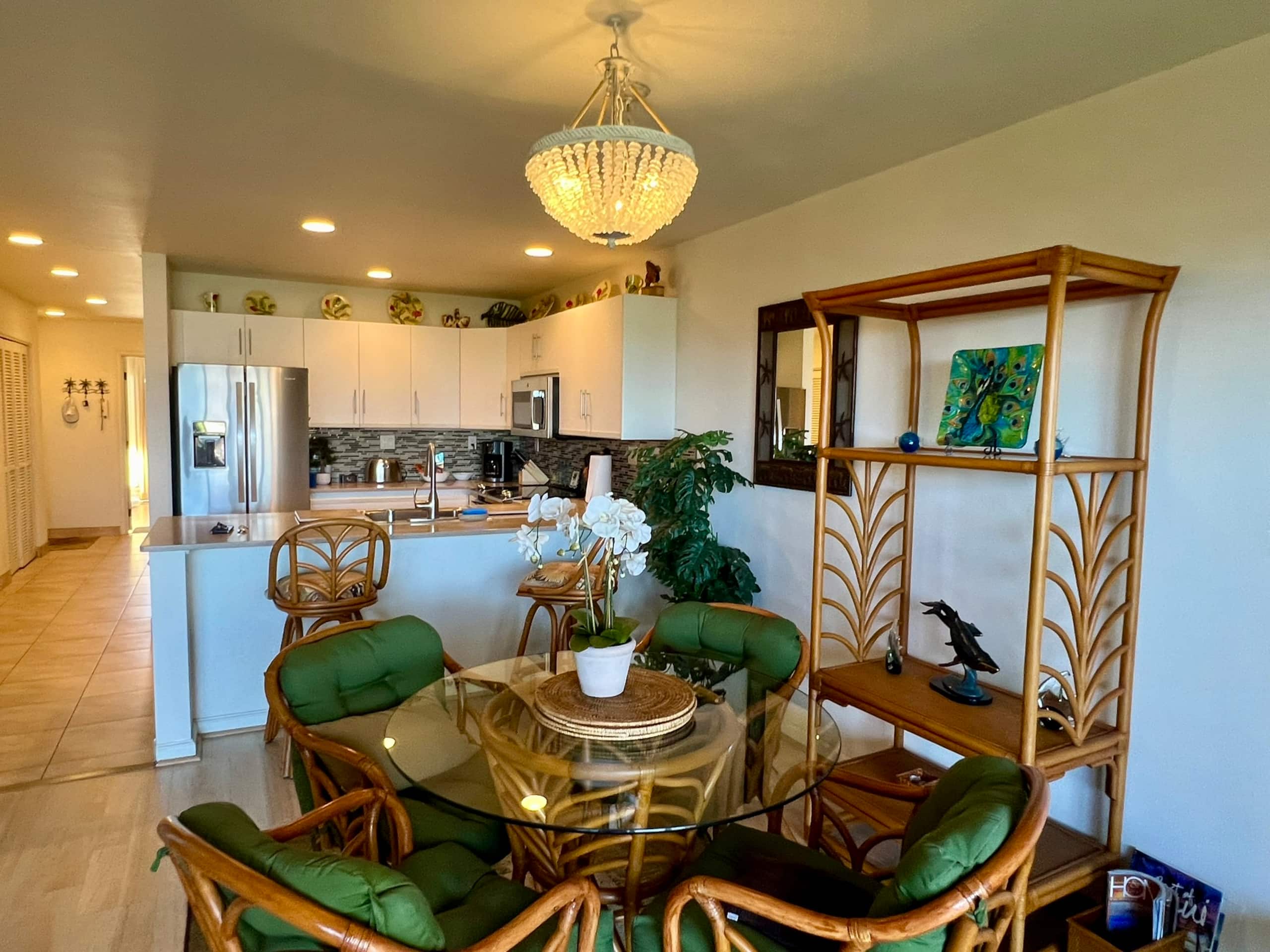Condo in Kihei · ★4.94 · 1 bedroom · 2 beds · 2 private baths - Image 10