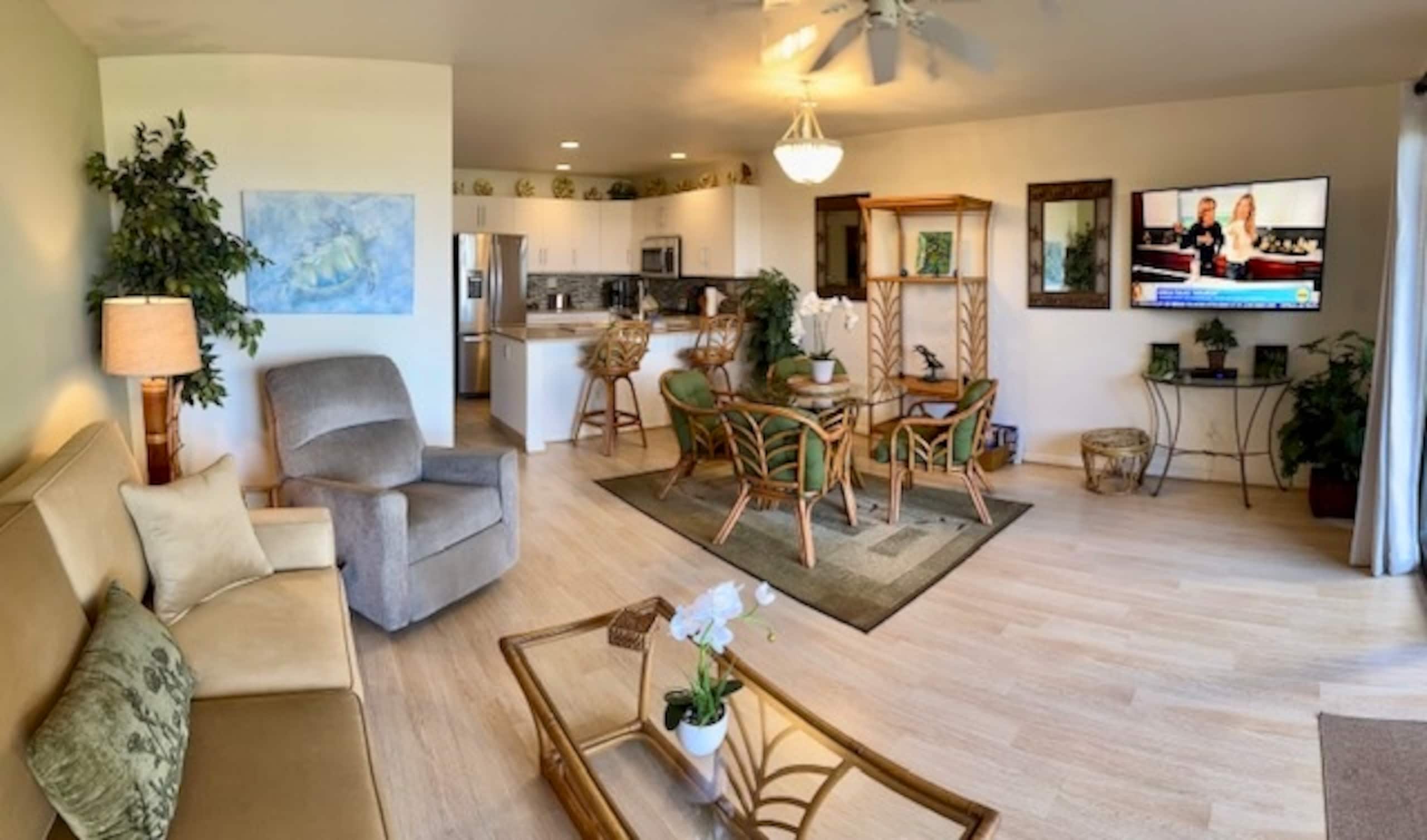 Condo in Kihei · ★4.94 · 1 bedroom · 2 beds · 2 private baths - Image 5