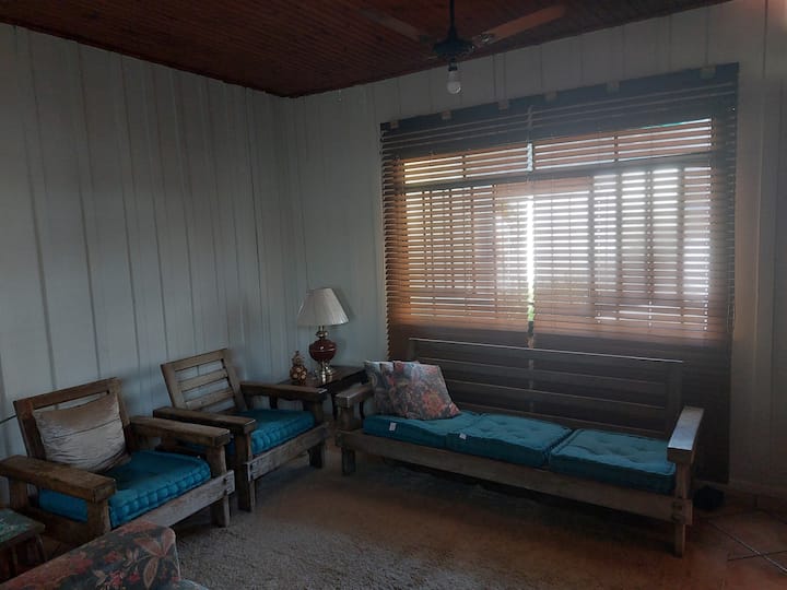 Casa Próximo A Unesp , Acomoda 6 Pessoas - Jaboticabal