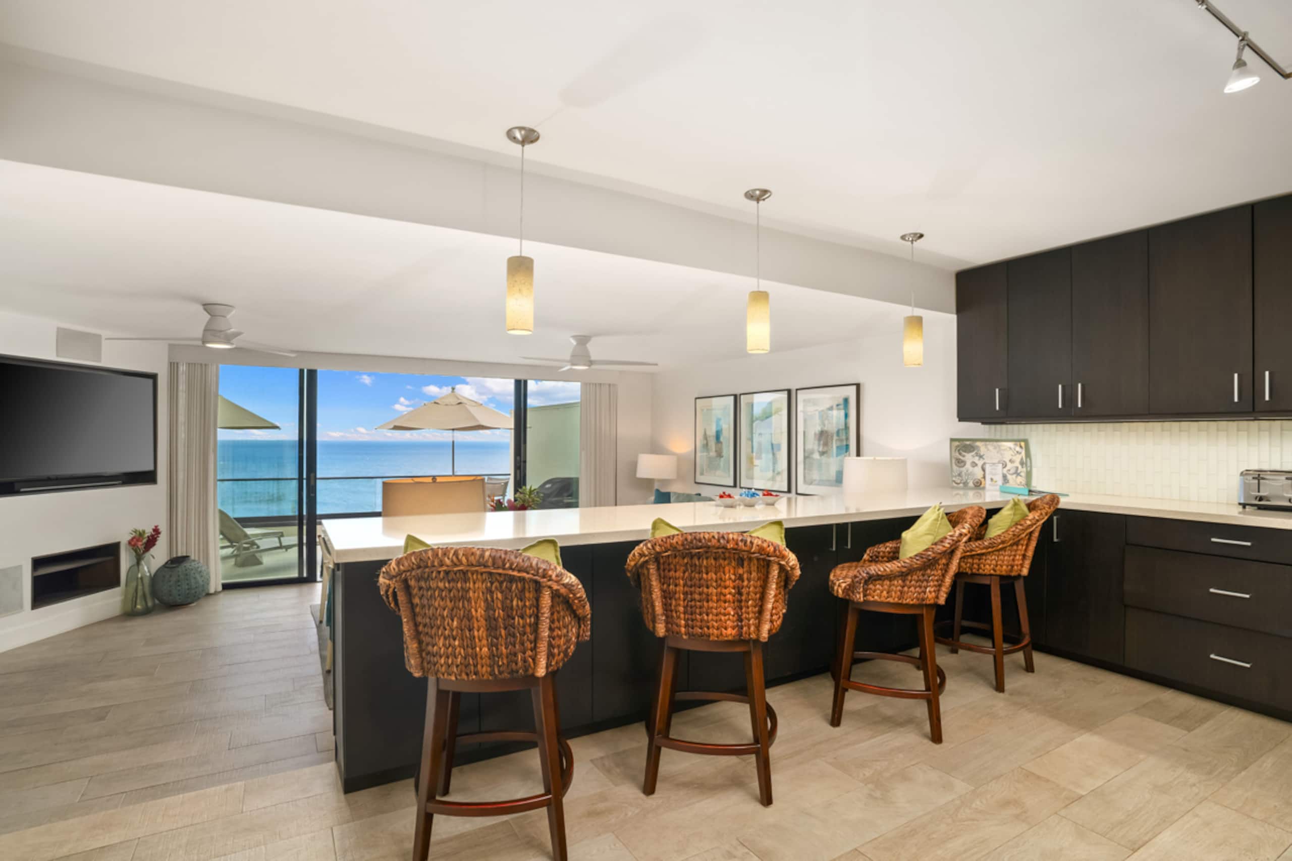 Condo in Princeville · ★4.95 · 2 bedrooms · 2 beds · 2 baths - Image 8