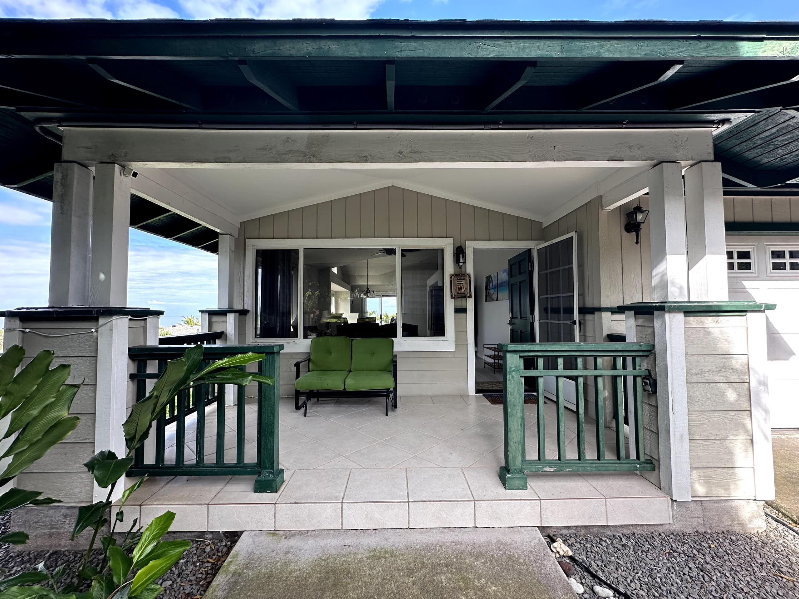 Home in Kailua-Kona · ★4.72 · 3 bedrooms · 5 beds · 2 baths - Image 35