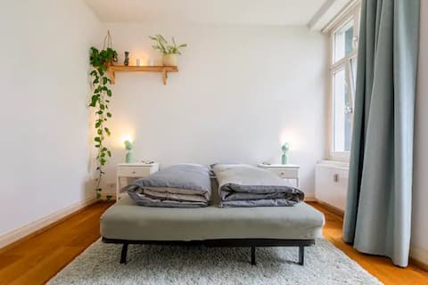 Cozy private apartment with shared garden