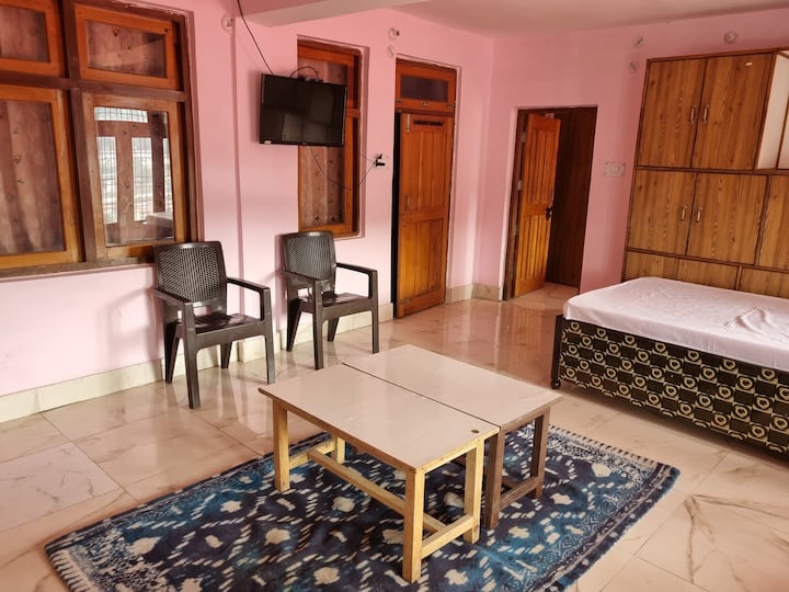 A Home Away From Home
Sudarshan Hotel S - Nainital