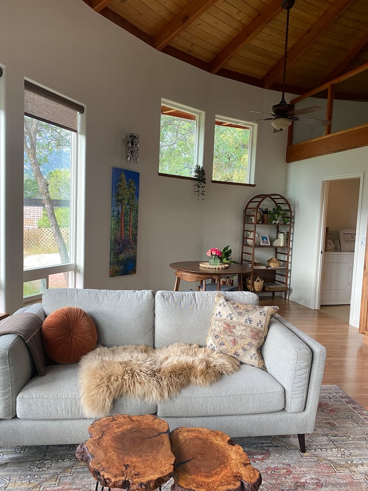 Sequoia Mtn View Yurt Couple's Romantic Retreat - Three Rivers, CA