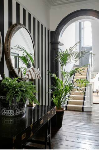 Classic Georgian in the heart of Dublin