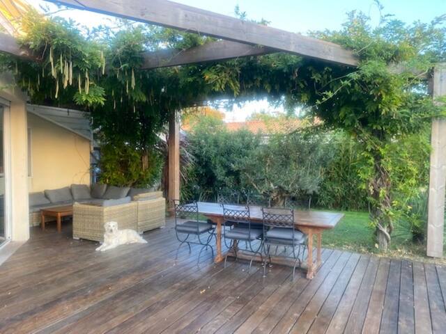 Ideal home for the holidays gallery image 4