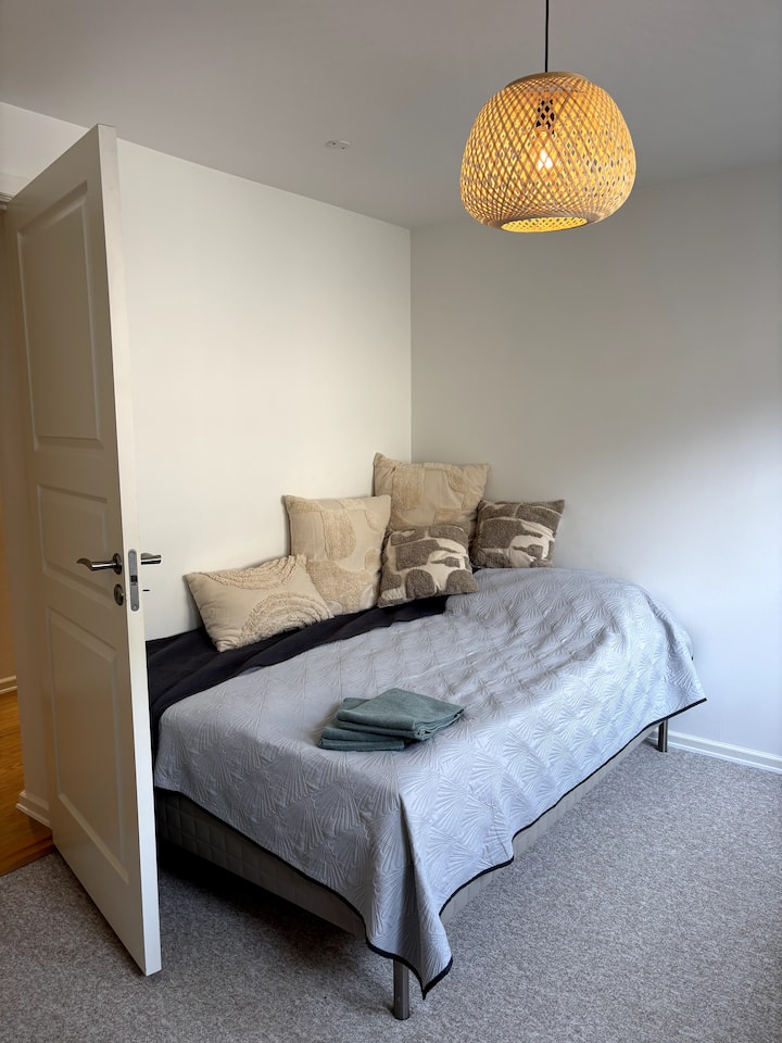 غرفة النوم 2