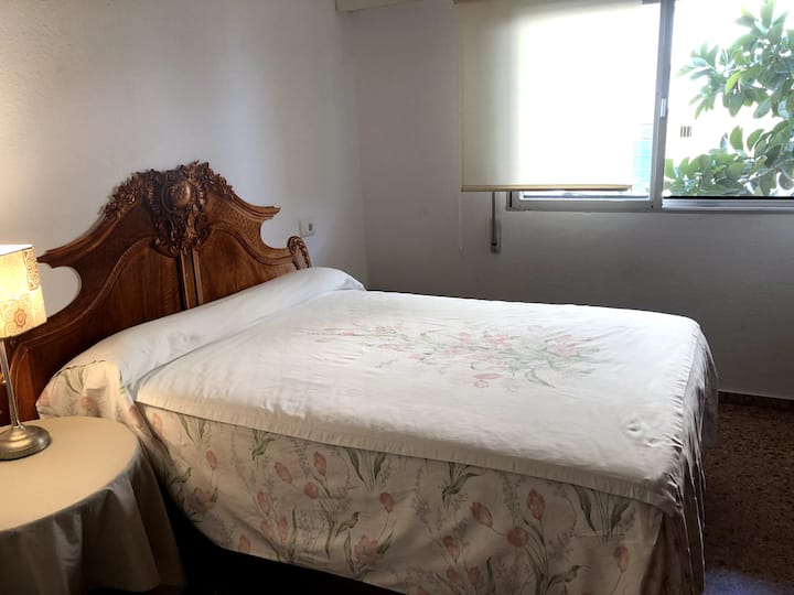 غرفة النوم 1