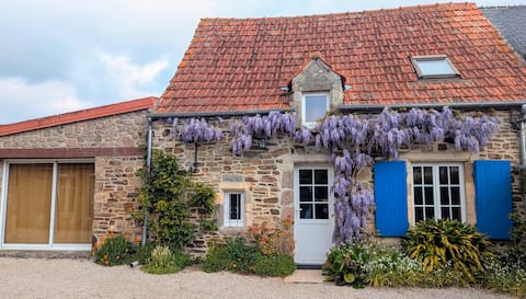 Normandy house close to tourist attractions