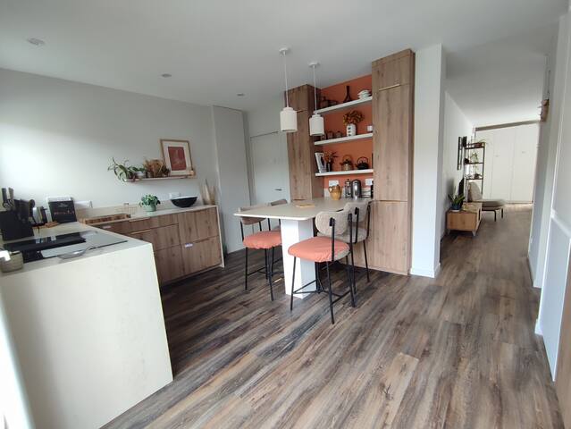 Maison cosy avec piscine chauffée proche Bordeaux gallery image 4