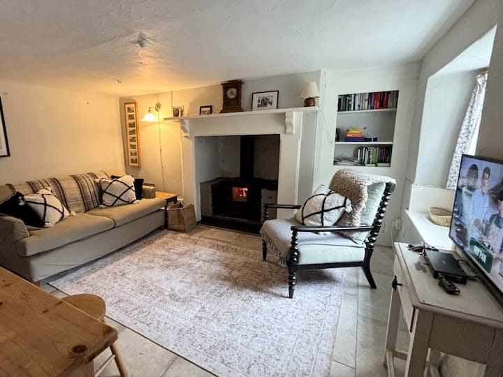 Bucks Mills Cottage: Walk To Beach/woods/pub - Clovelly