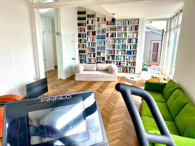 Rooftop apt w/ a view, 2 bedrooms/bathrooms, sauna gallery image 5