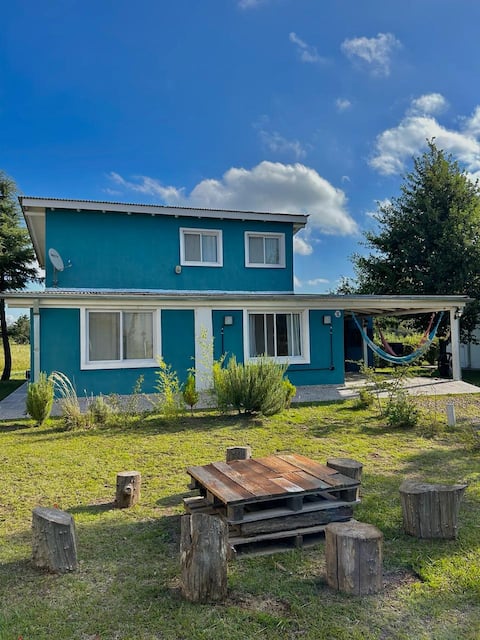 Country house on 2 floors, view of the mountains