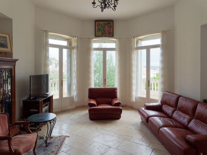 Grand Appartement Dans Une Belle Villa Du 19ème - Hyères